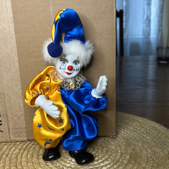 Vintage Ceramic Face Clown Doll Size In Height 9.5” - Picture 2 of 11